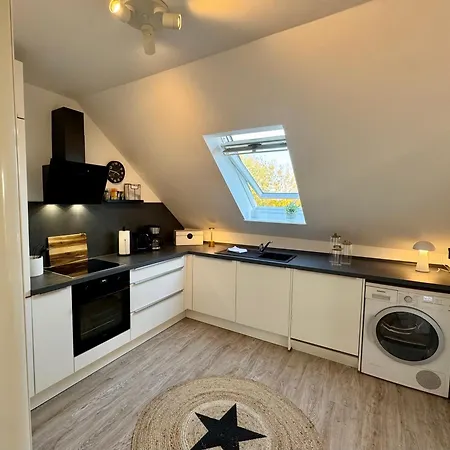 Vollmoebliertes Am Deich Apartmán Neuendeich